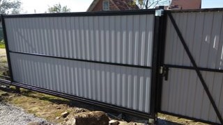 Купить сваи для ворот в Советская Гавань. Заказать ворота на сваях под ключ от 22086 руб